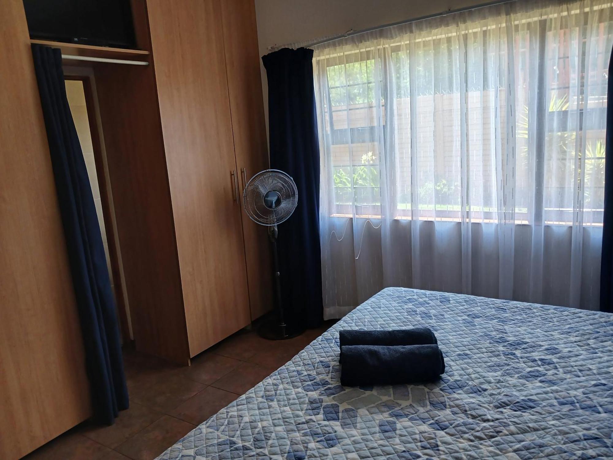 White Rose Guest House Vanderbijlpark Εξωτερικό φωτογραφία